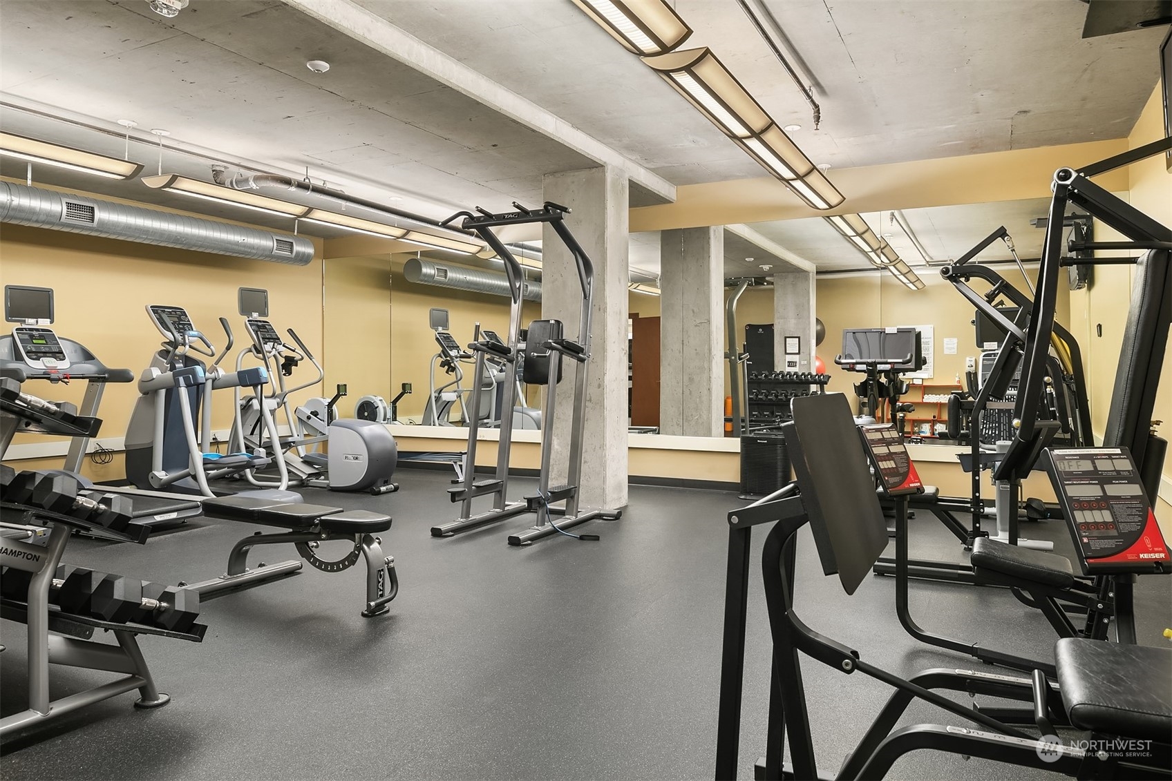 2720 3rd Avenue #905