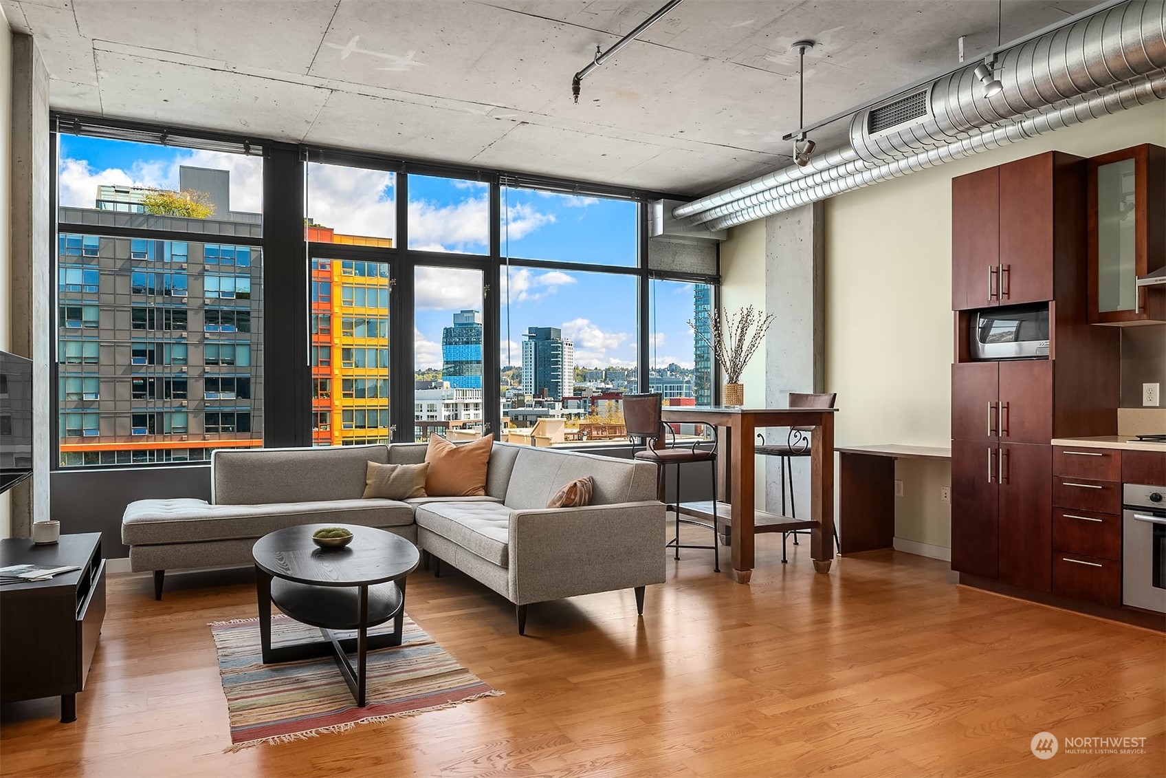 2720 3rd Avenue #905