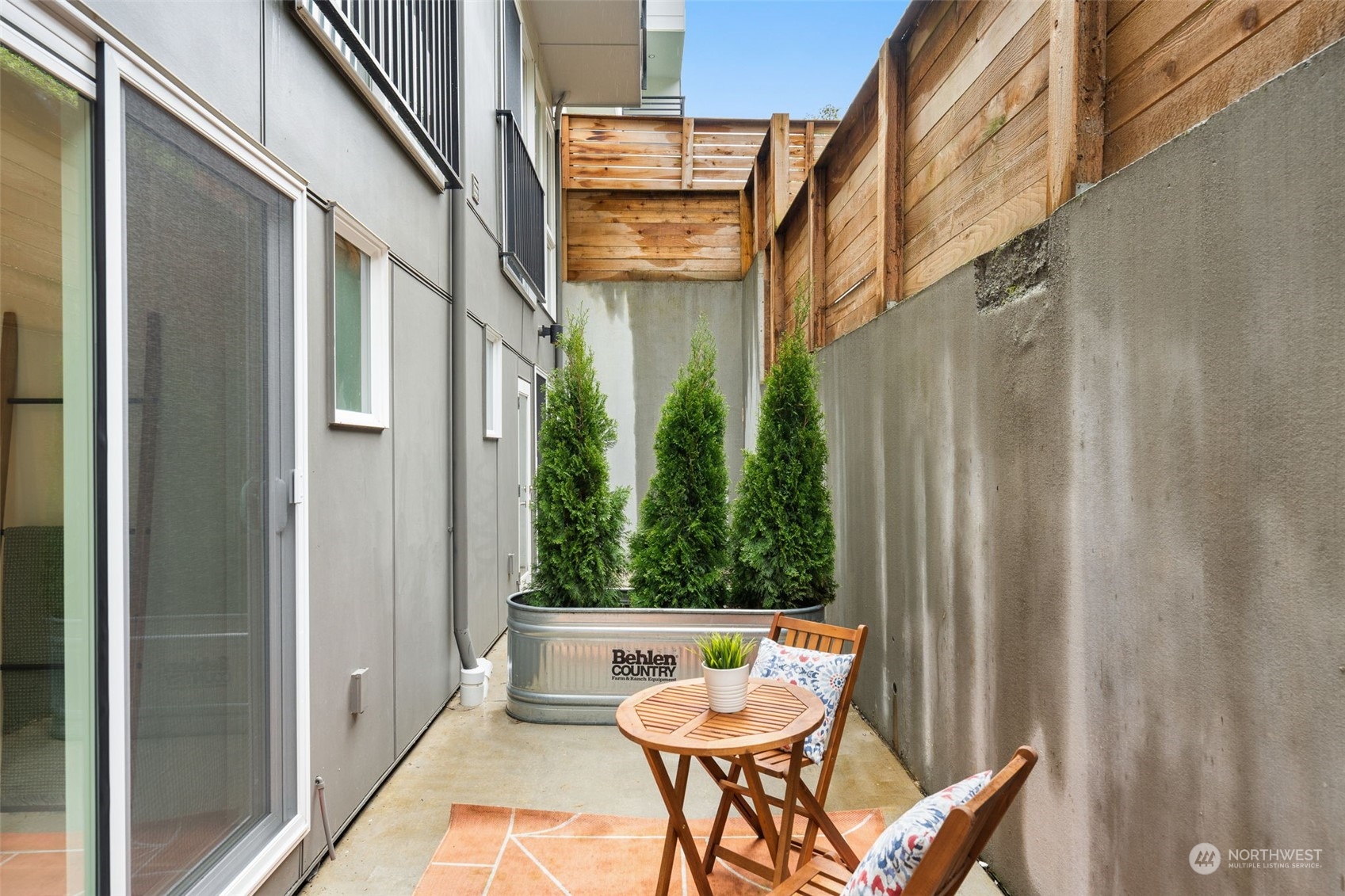 119 26th Avenue E Unit: B