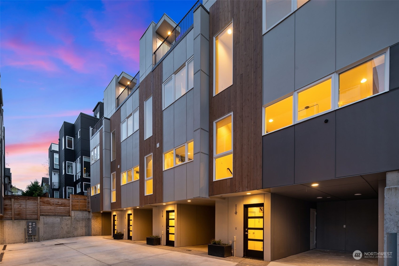 119 26th Avenue E Unit: B