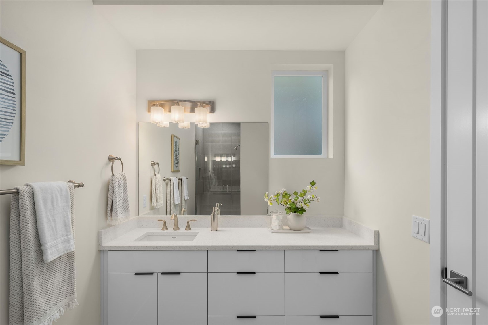 119 26th Avenue E Unit: B
