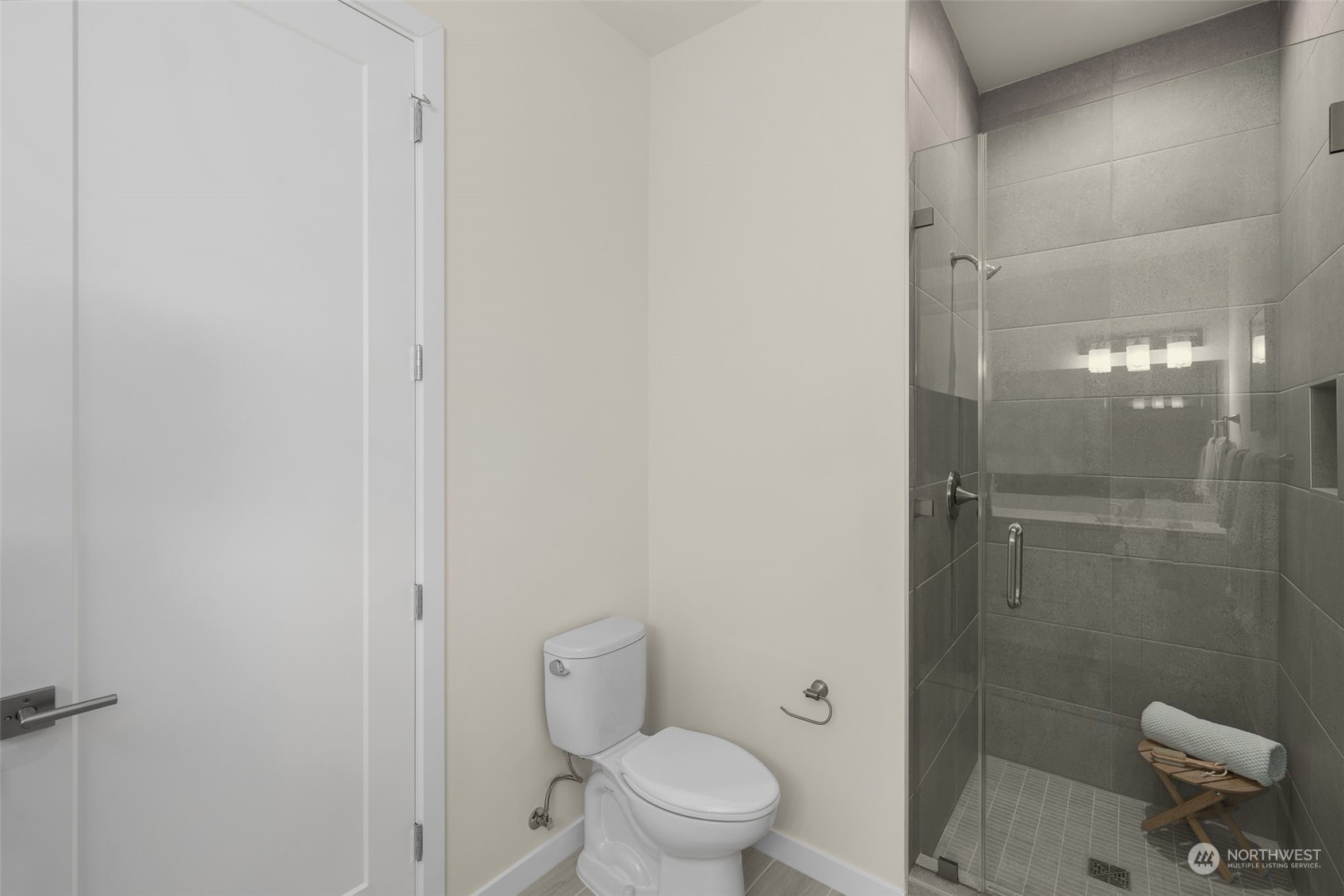119 26th Avenue E Unit: B