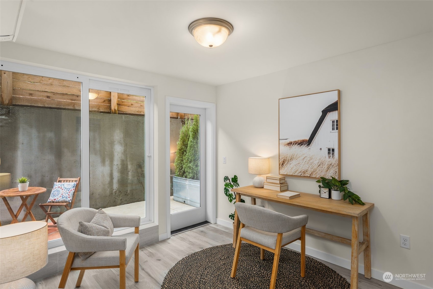 119 26th Avenue E Unit: B