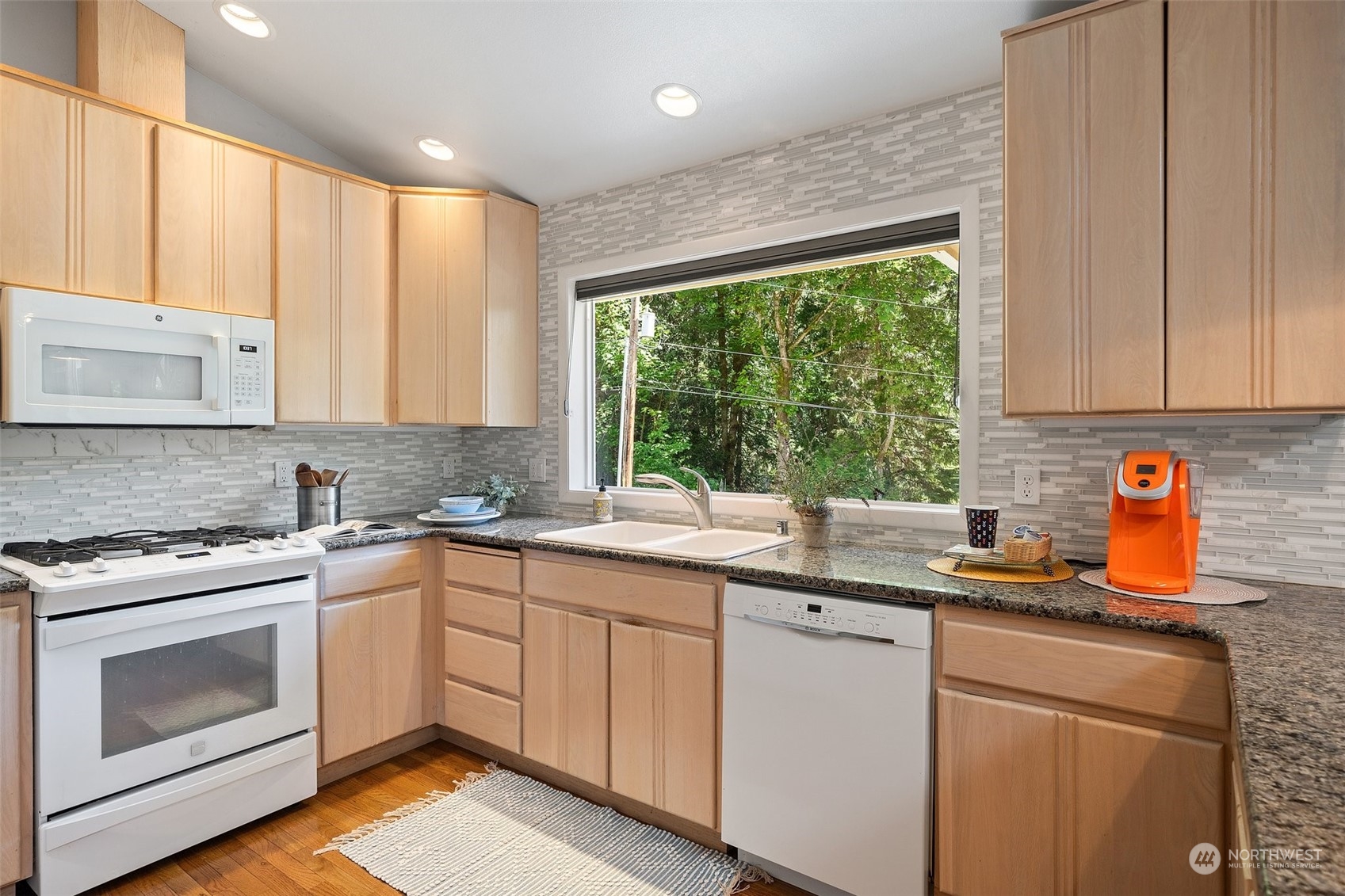 15305 Cedar Grove Road NE