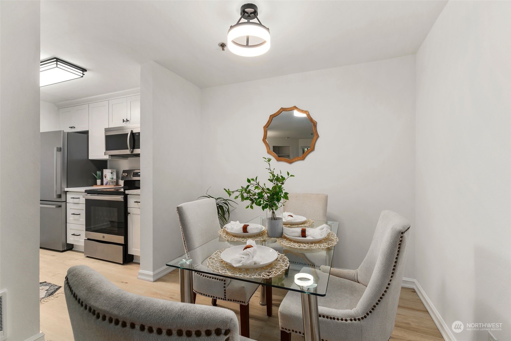 975 Aberdeen Avenue NE #F107