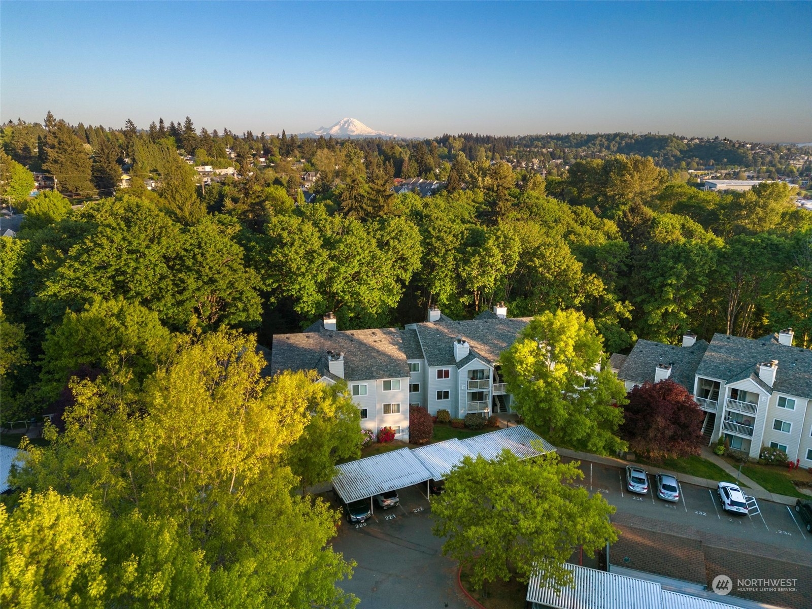 975 Aberdeen Avenue NE #F107