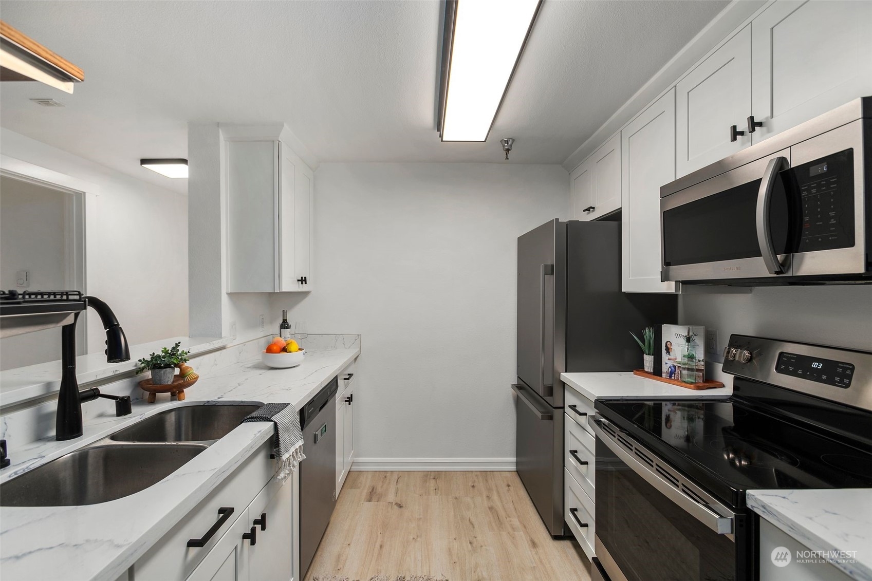 975 Aberdeen Avenue NE #F107