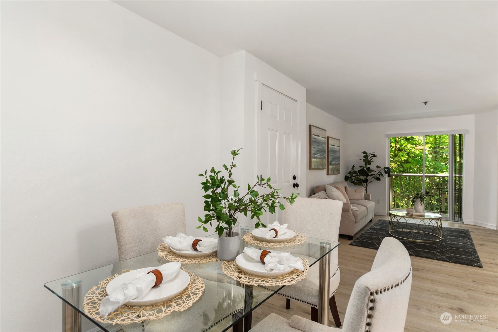 975 Aberdeen Avenue NE #F107