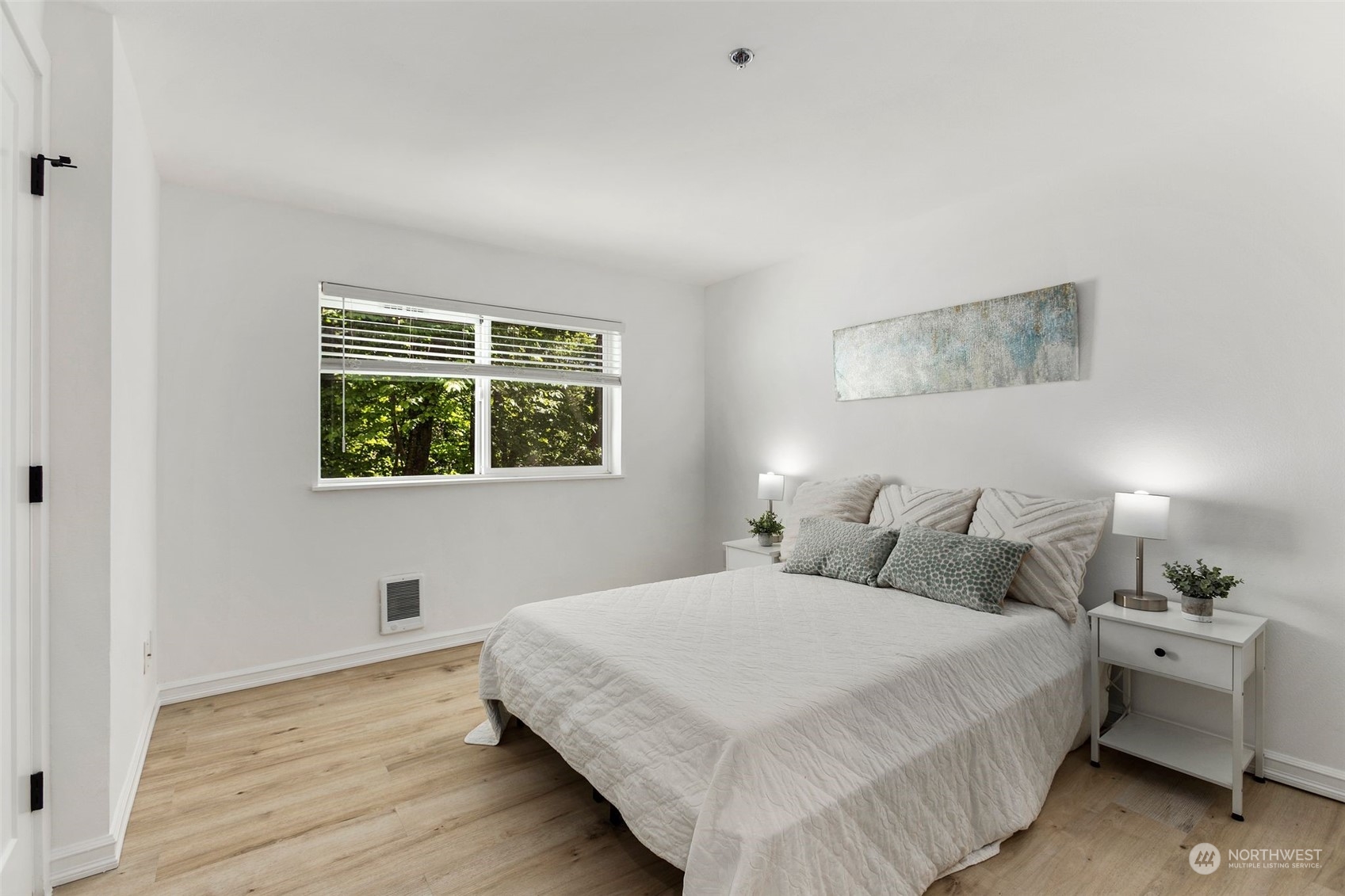 975 Aberdeen Avenue NE #F107