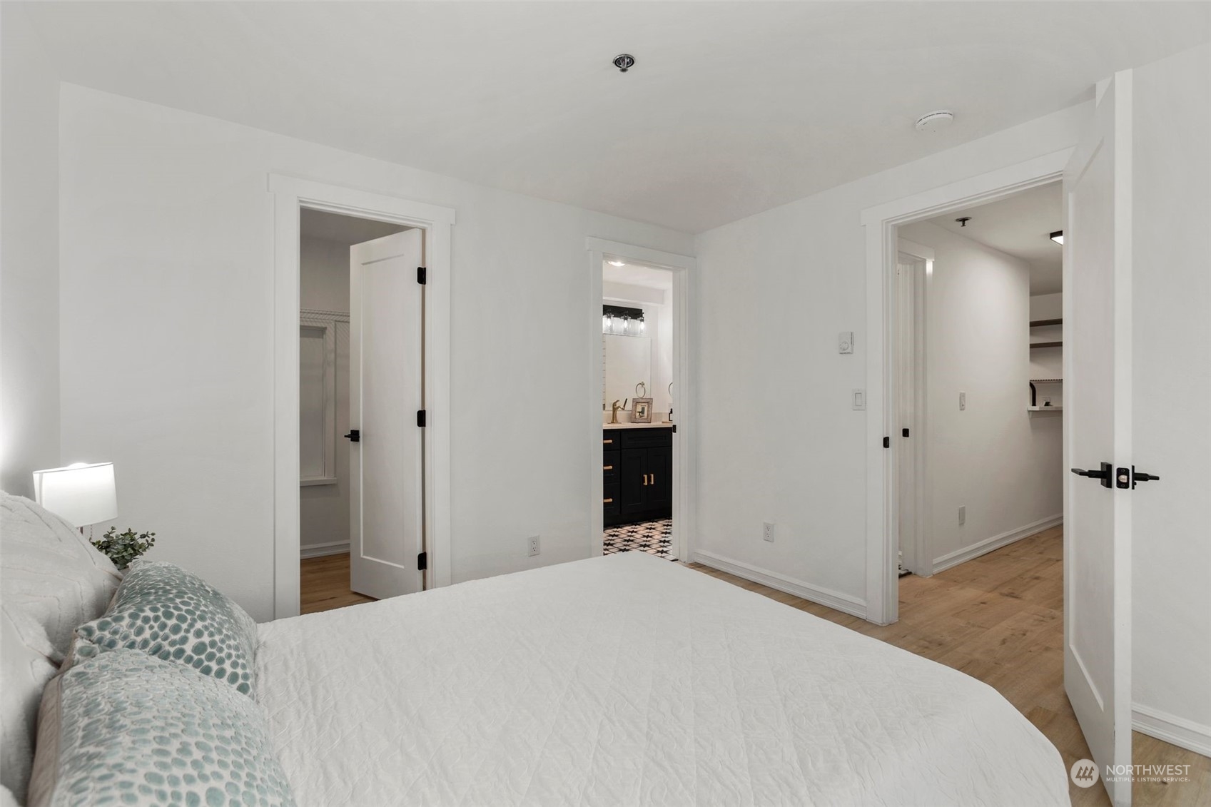 975 Aberdeen Avenue NE #F107