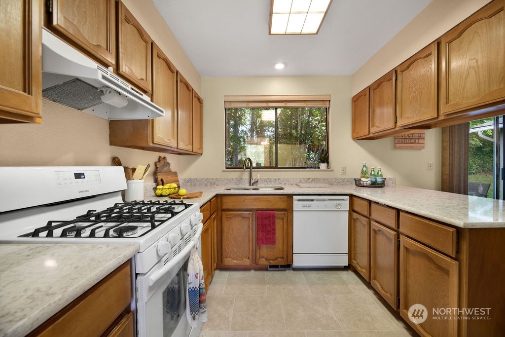 13026 Robinhood Lane