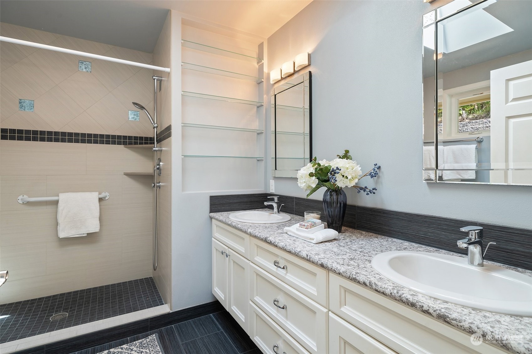 15305 Cedar Grove Road NE