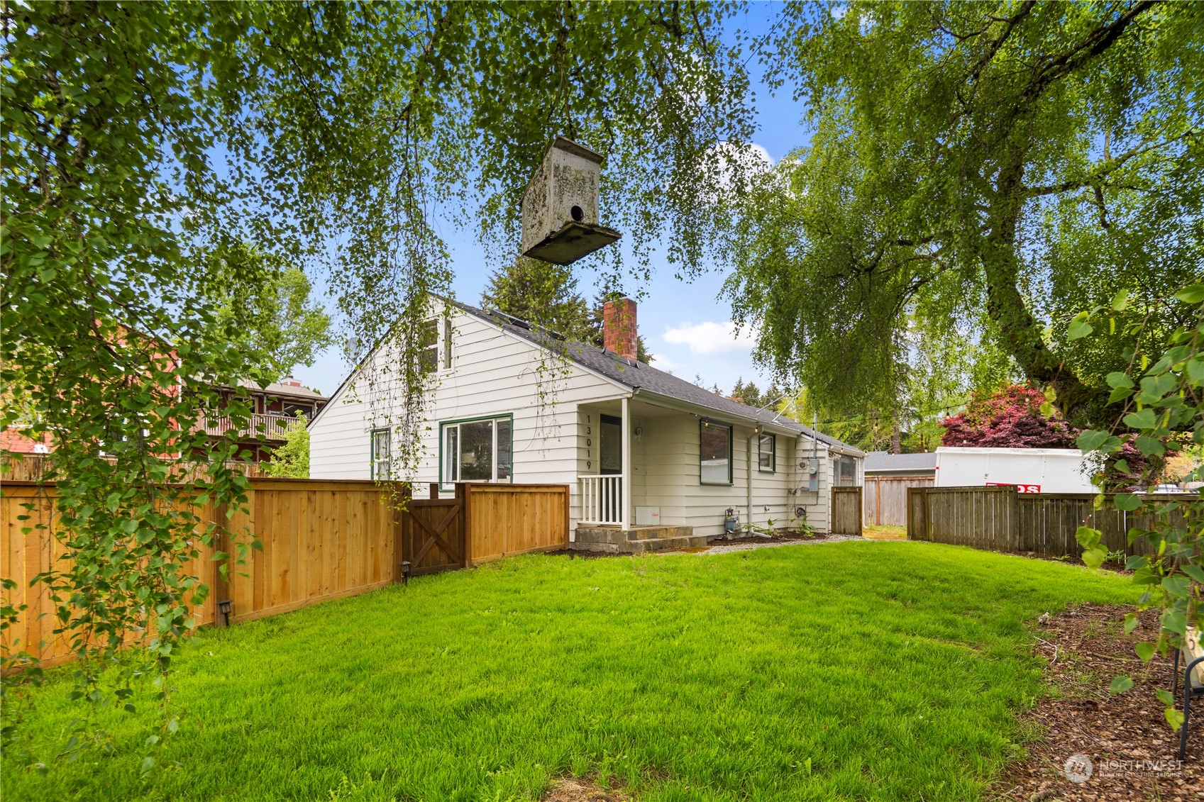 13019 Meridian Avenue N