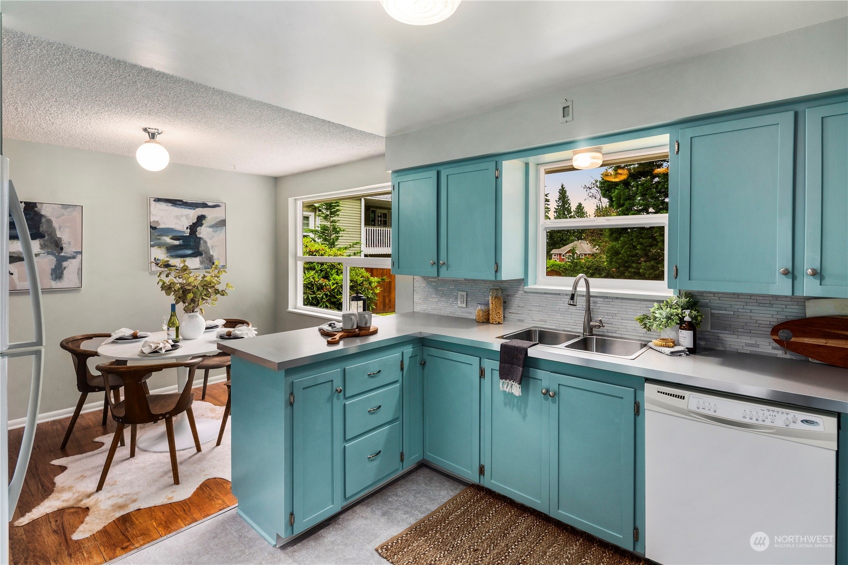 19526 Fremont Avenue N