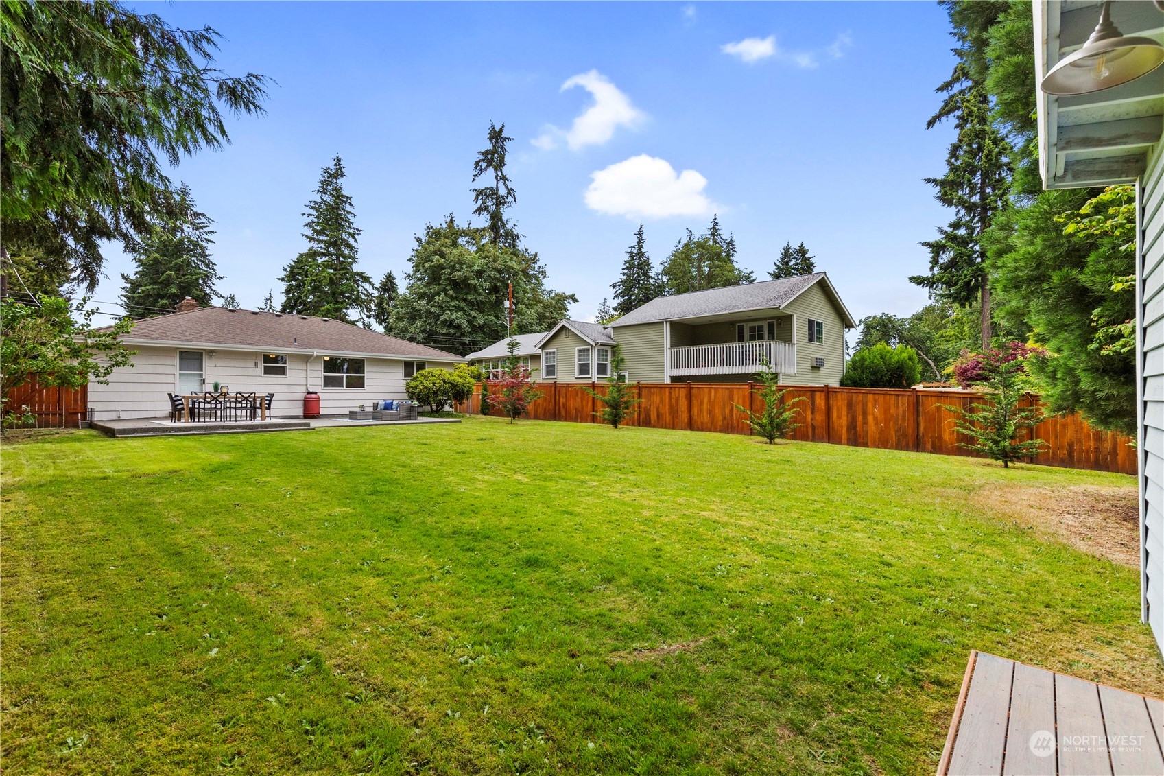 19526 Fremont Avenue N