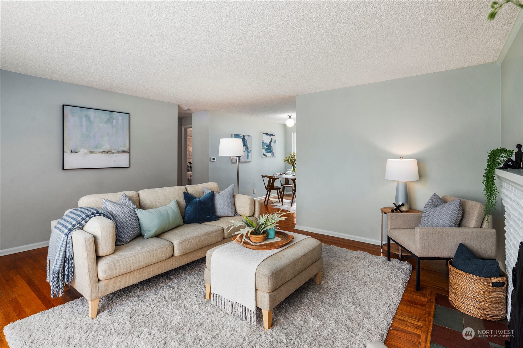 19526 Fremont Avenue N