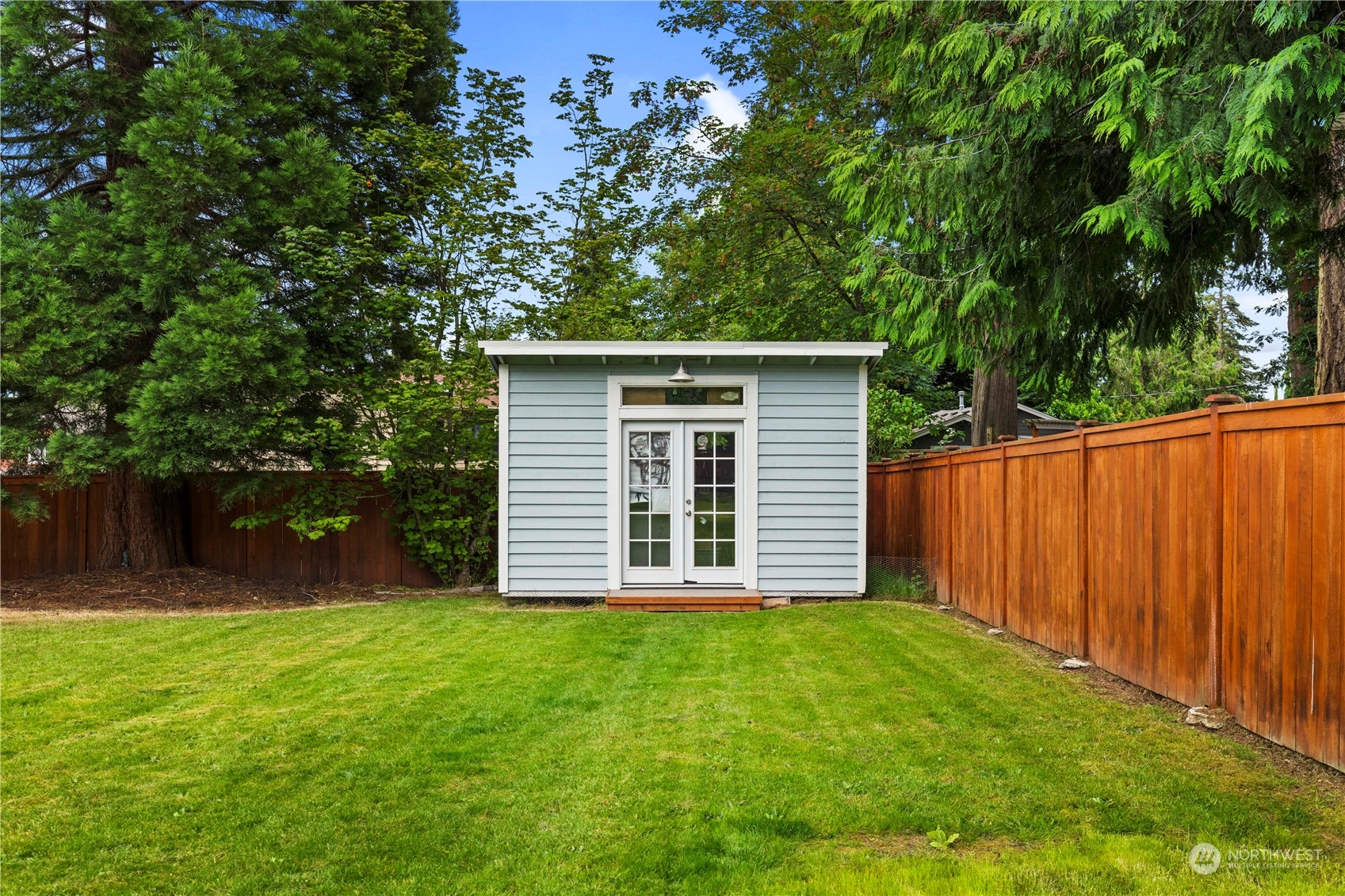 19526 Fremont Avenue N