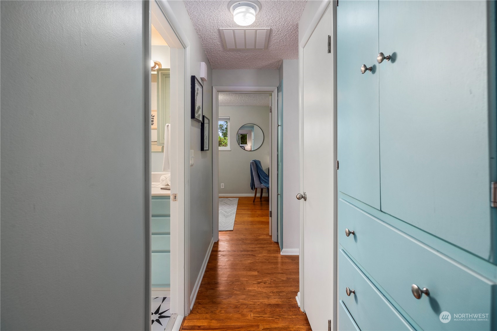 19526 Fremont Avenue N