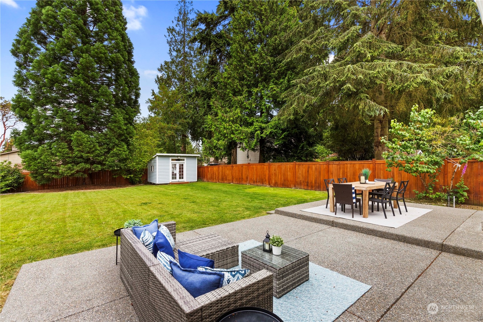 19526 Fremont Avenue N