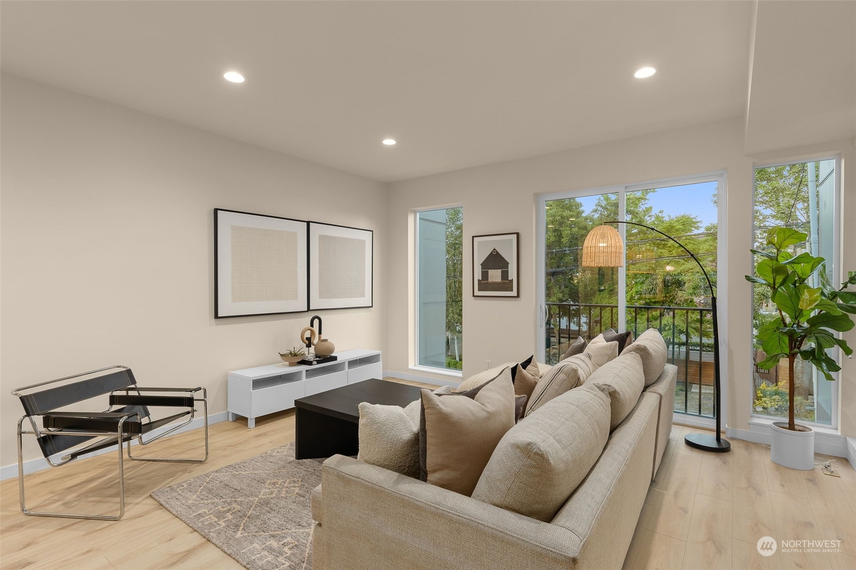 123 26th Avenue E Unit: A