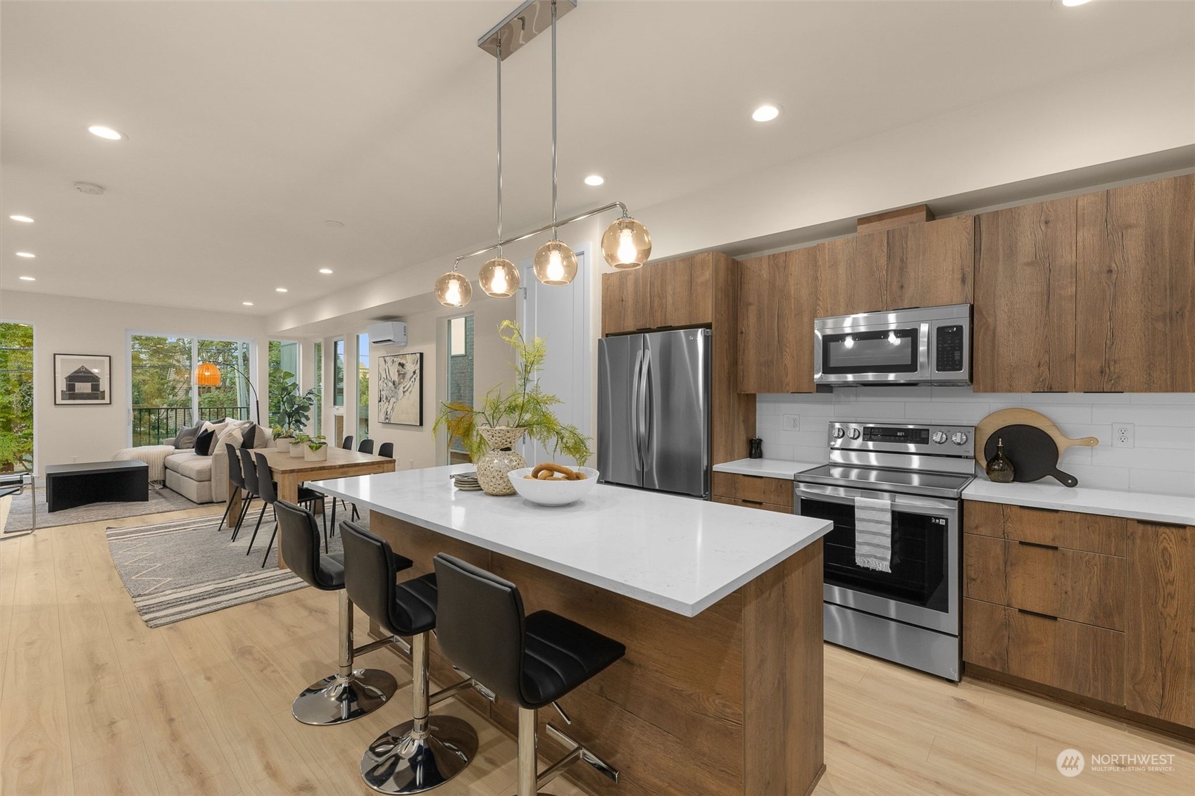 123 26th Avenue E Unit: A