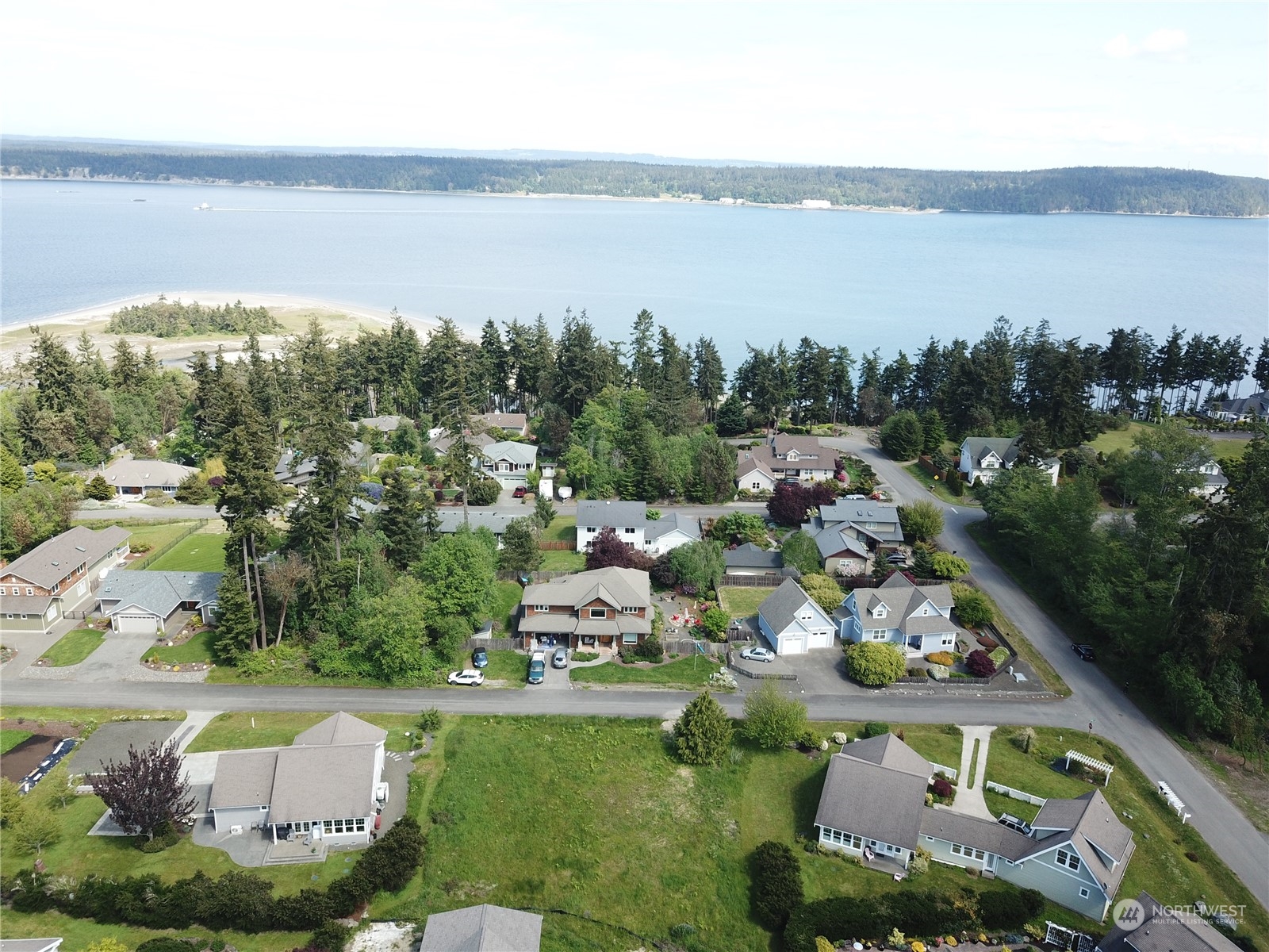 173 N Carnegie Avenue