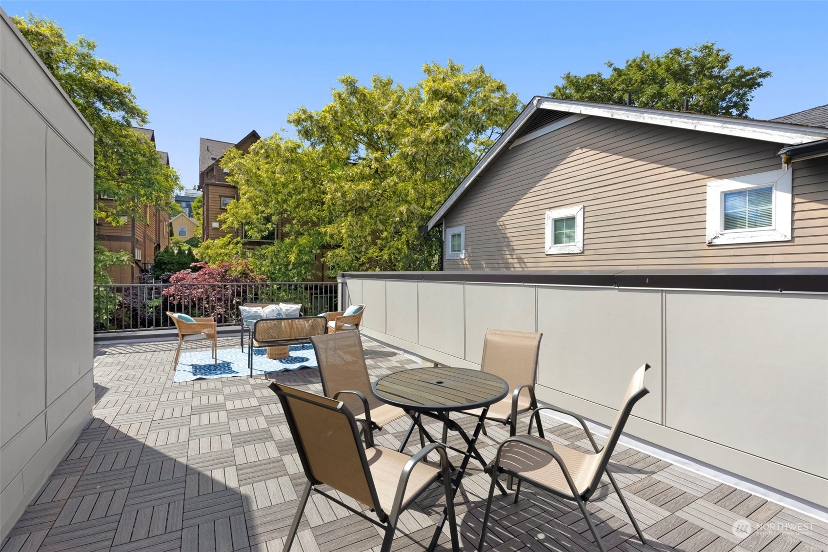 119 26th Avenue E Unit: D