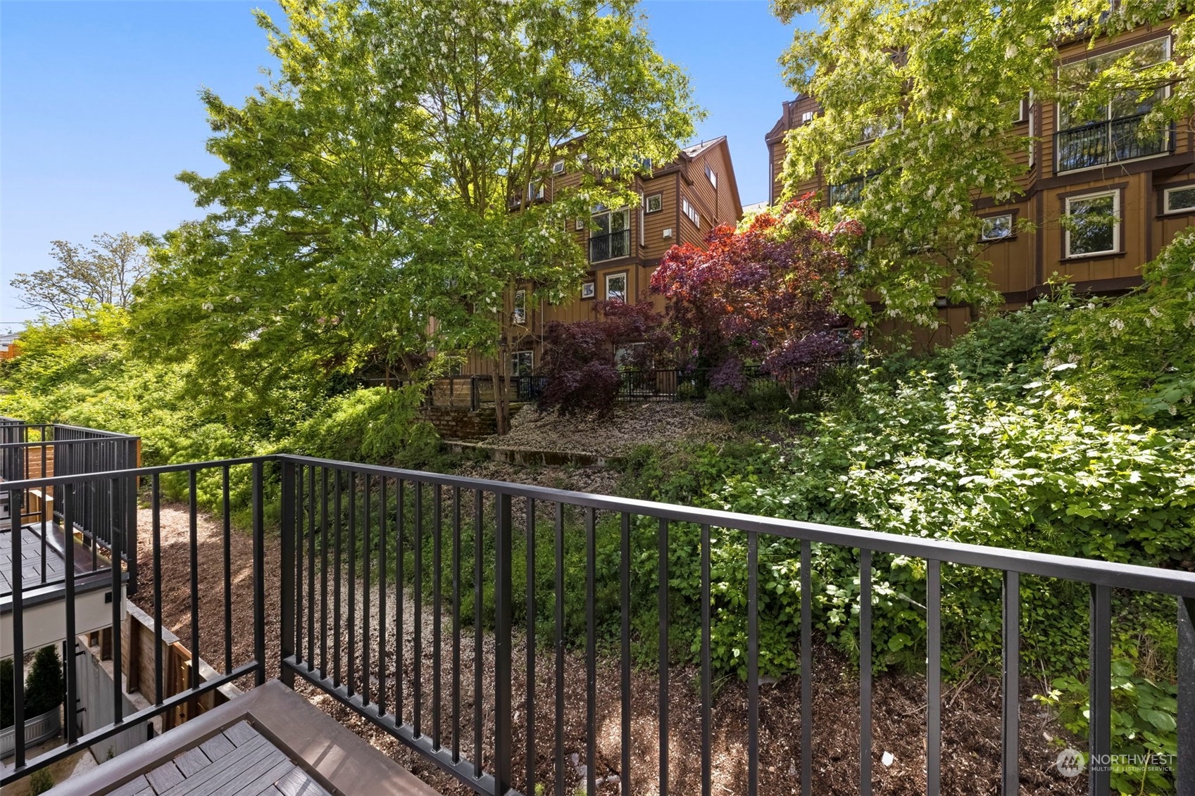 119 26th Avenue E Unit: D