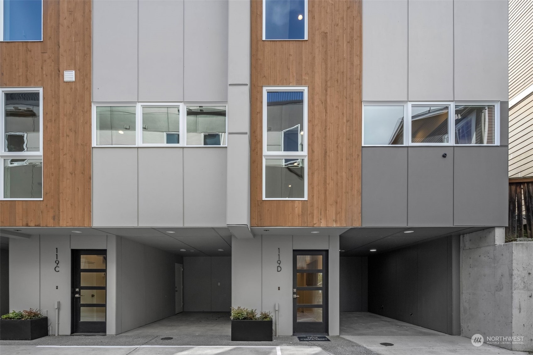 119 26th Avenue E Unit: C