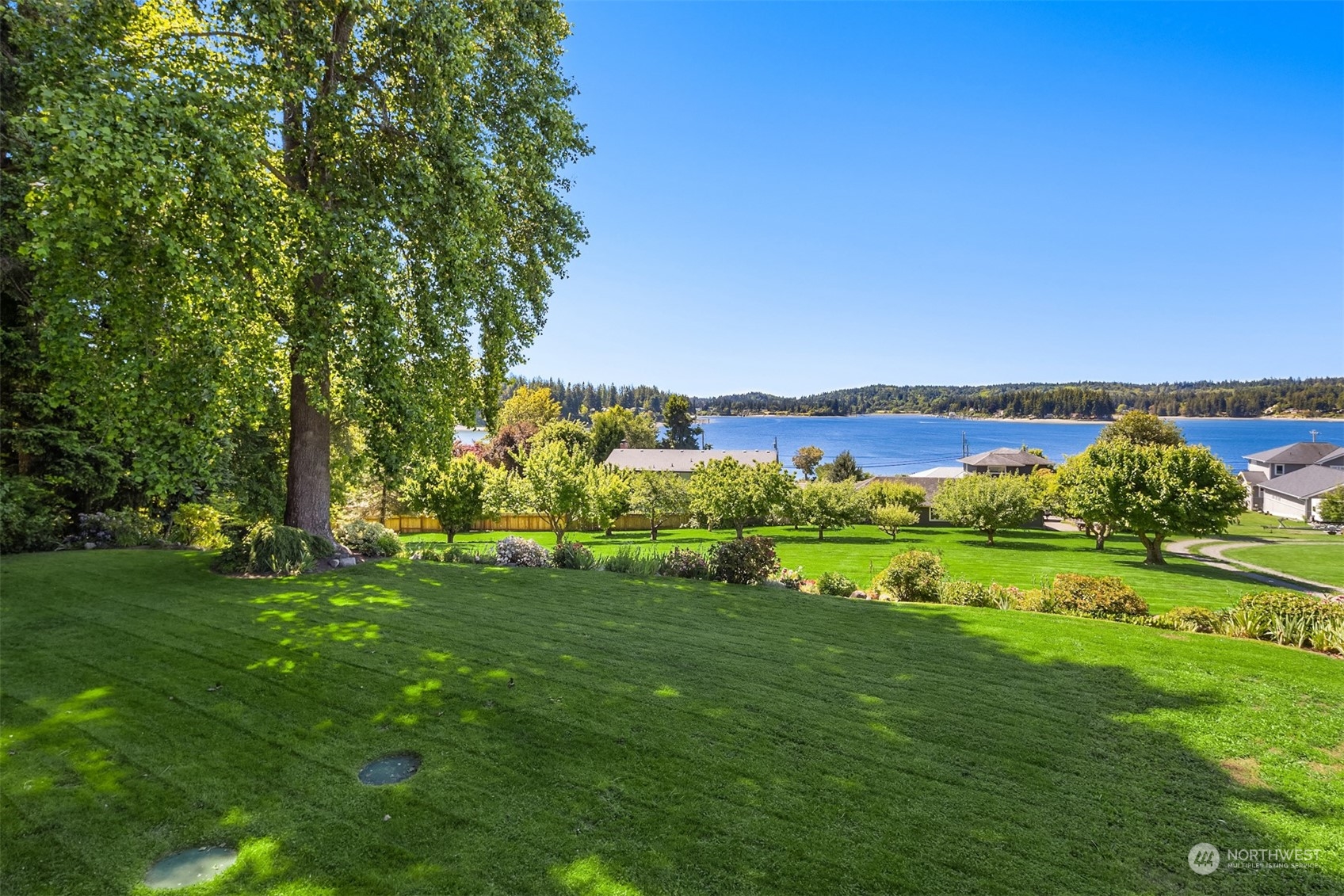 17278 Lemolo Shore Drive NE