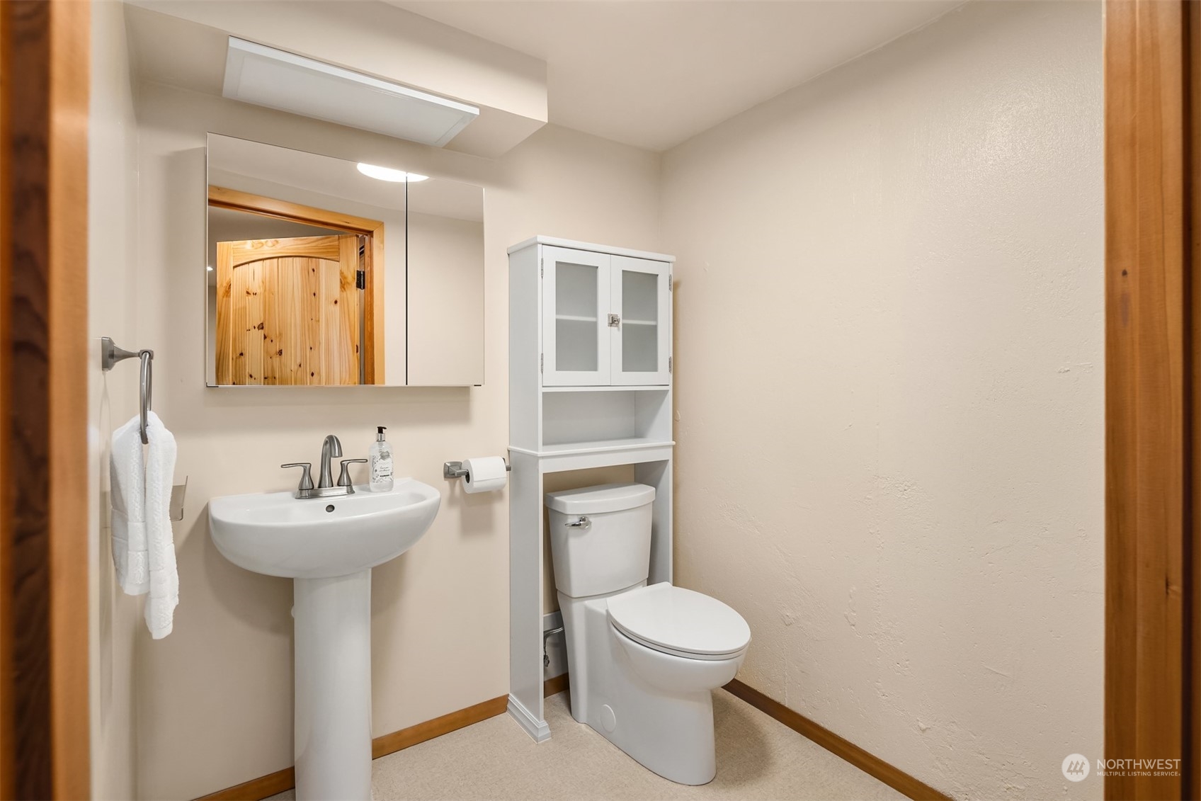 17278 Lemolo Shore Drive NE