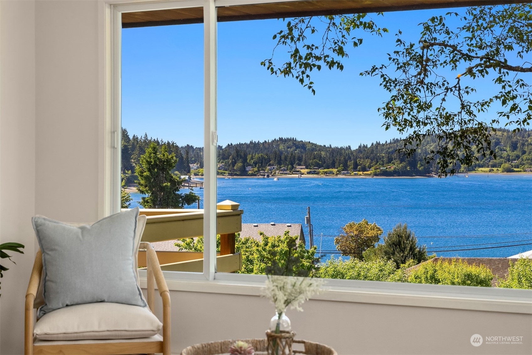 17278 Lemolo Shore Drive NE