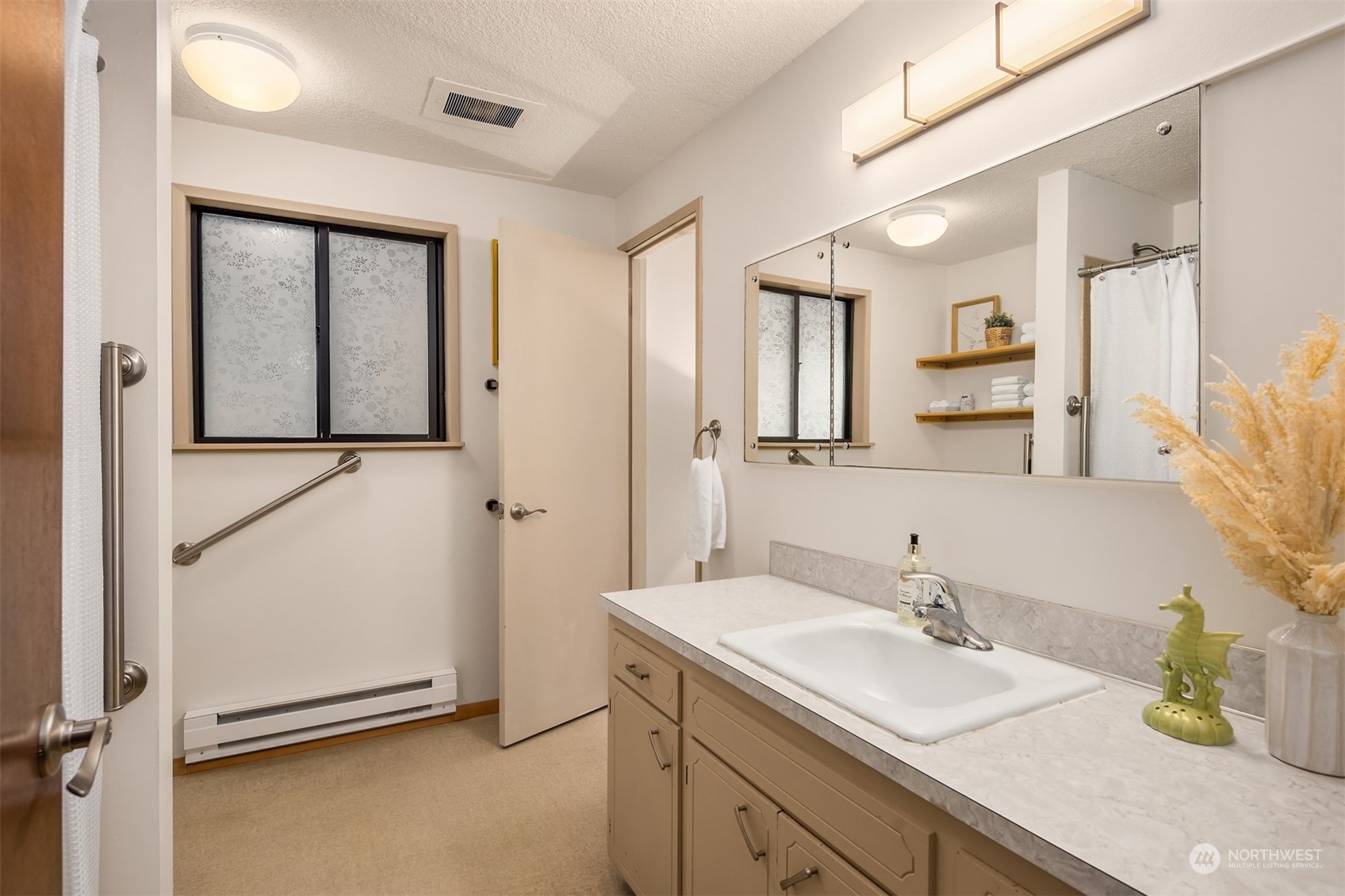 17278 Lemolo Shore Drive NE