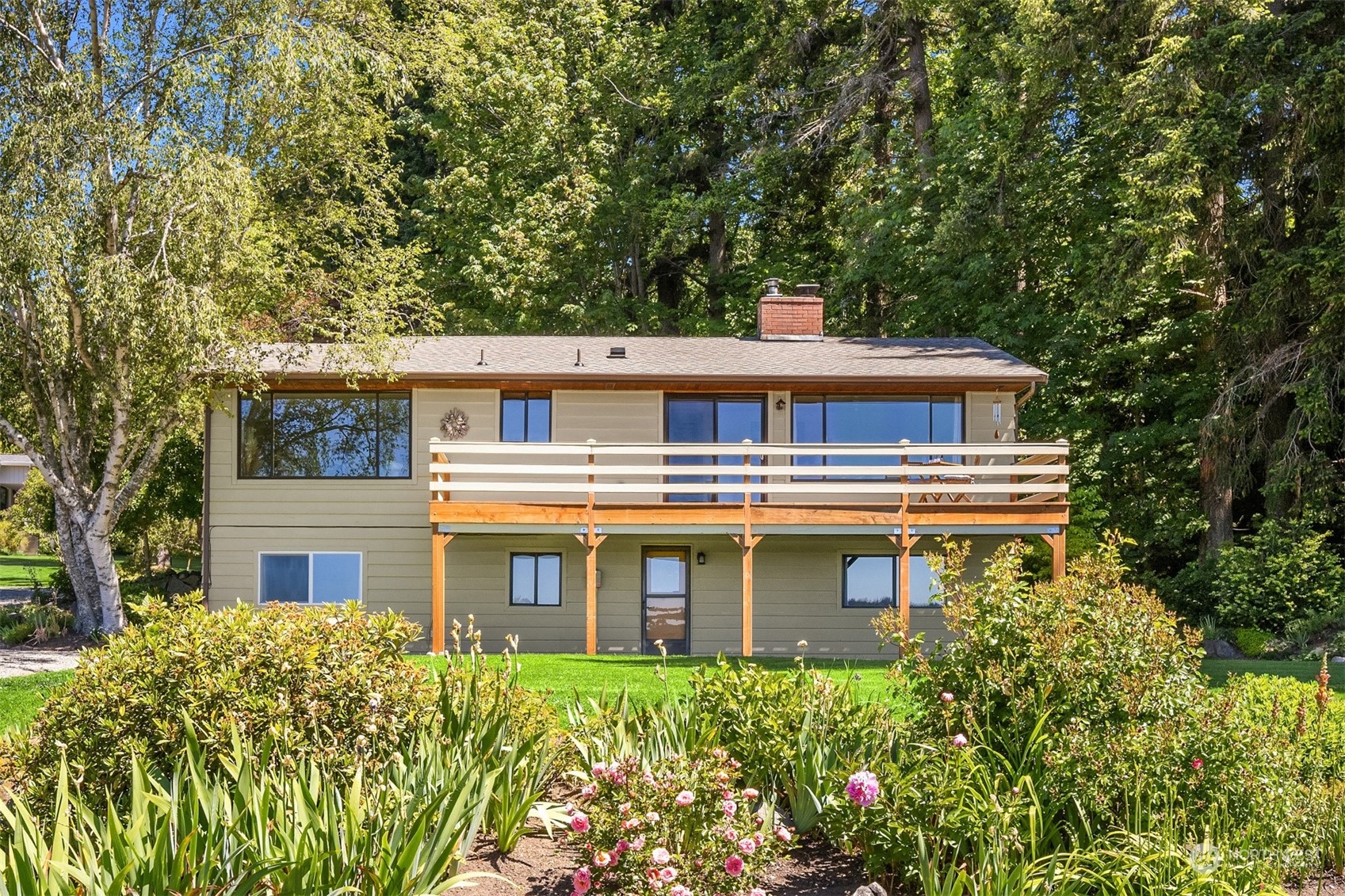 17278 Lemolo Shore Drive NE