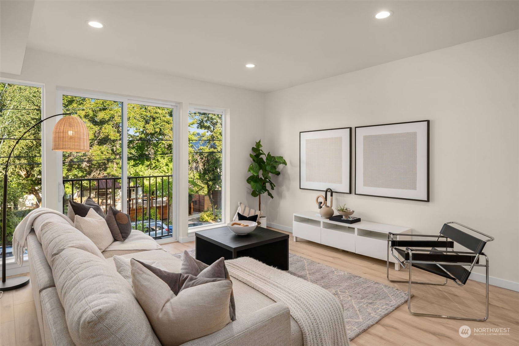 123 26th Avenue E Unit: C