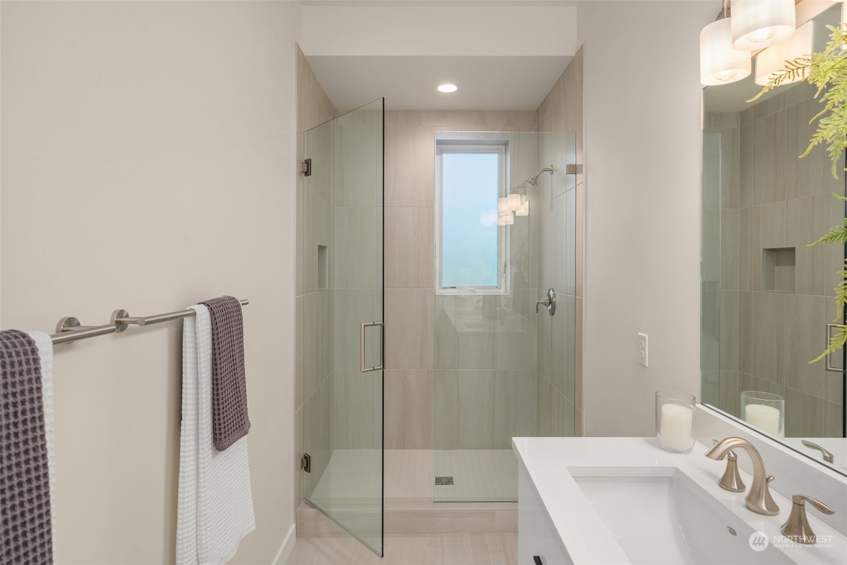 123 26th Avenue E Unit: C