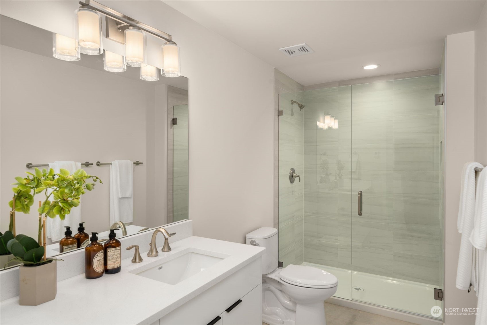 123 26th Avenue E Unit: C