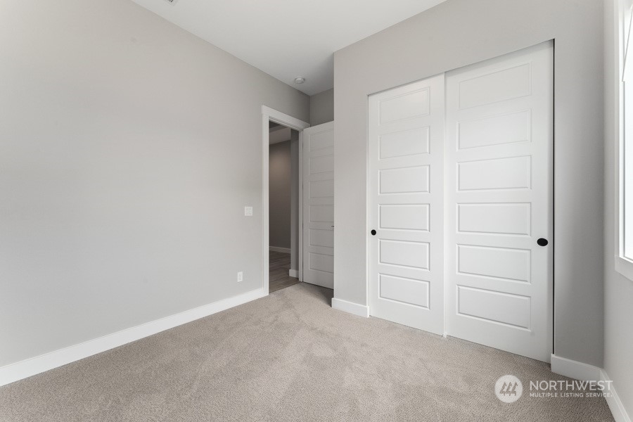 11806 63rd St Court E