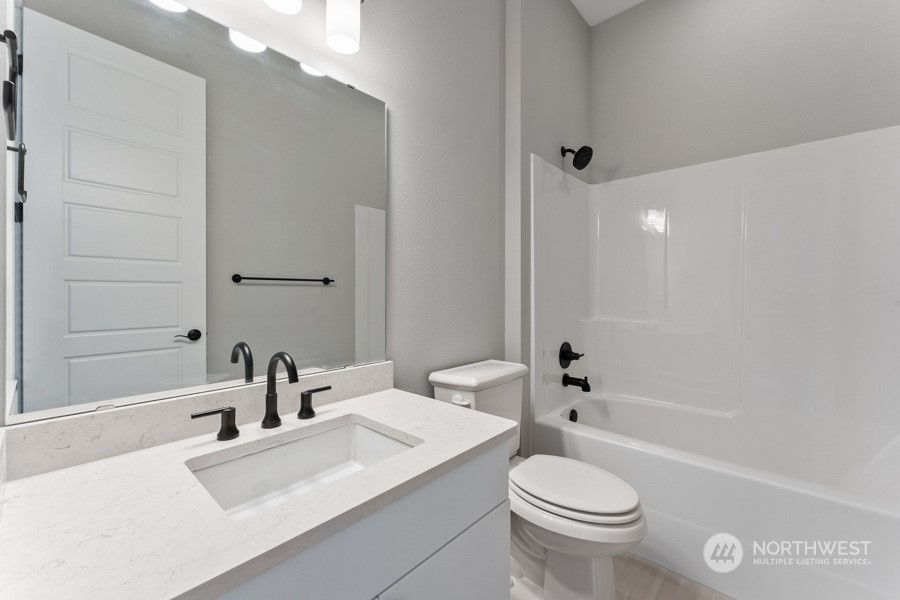 11806 63rd St Court E