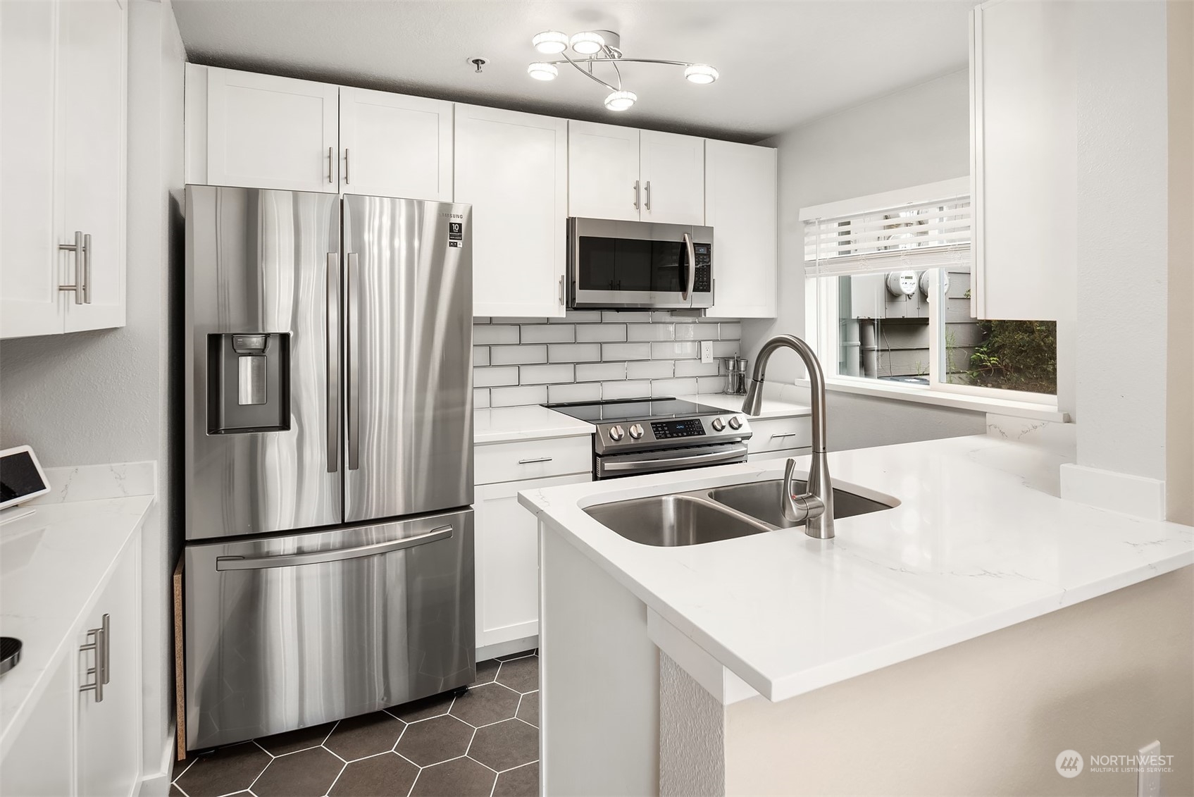 12602 109th Court NE Unit: G101