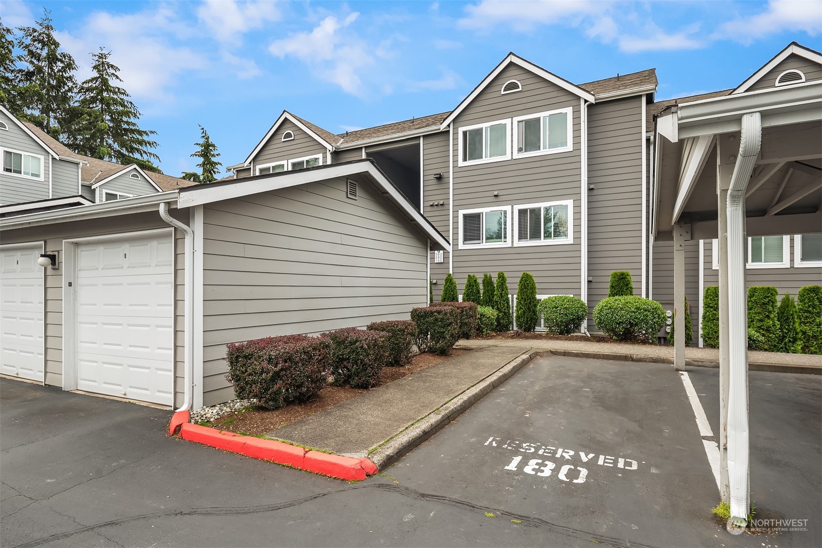 12602 109th Court NE Unit: G101