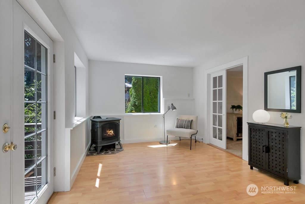 12246 N Park Avenue N, -8027