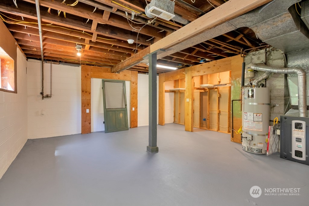 12246 N Park Avenue N, -8027