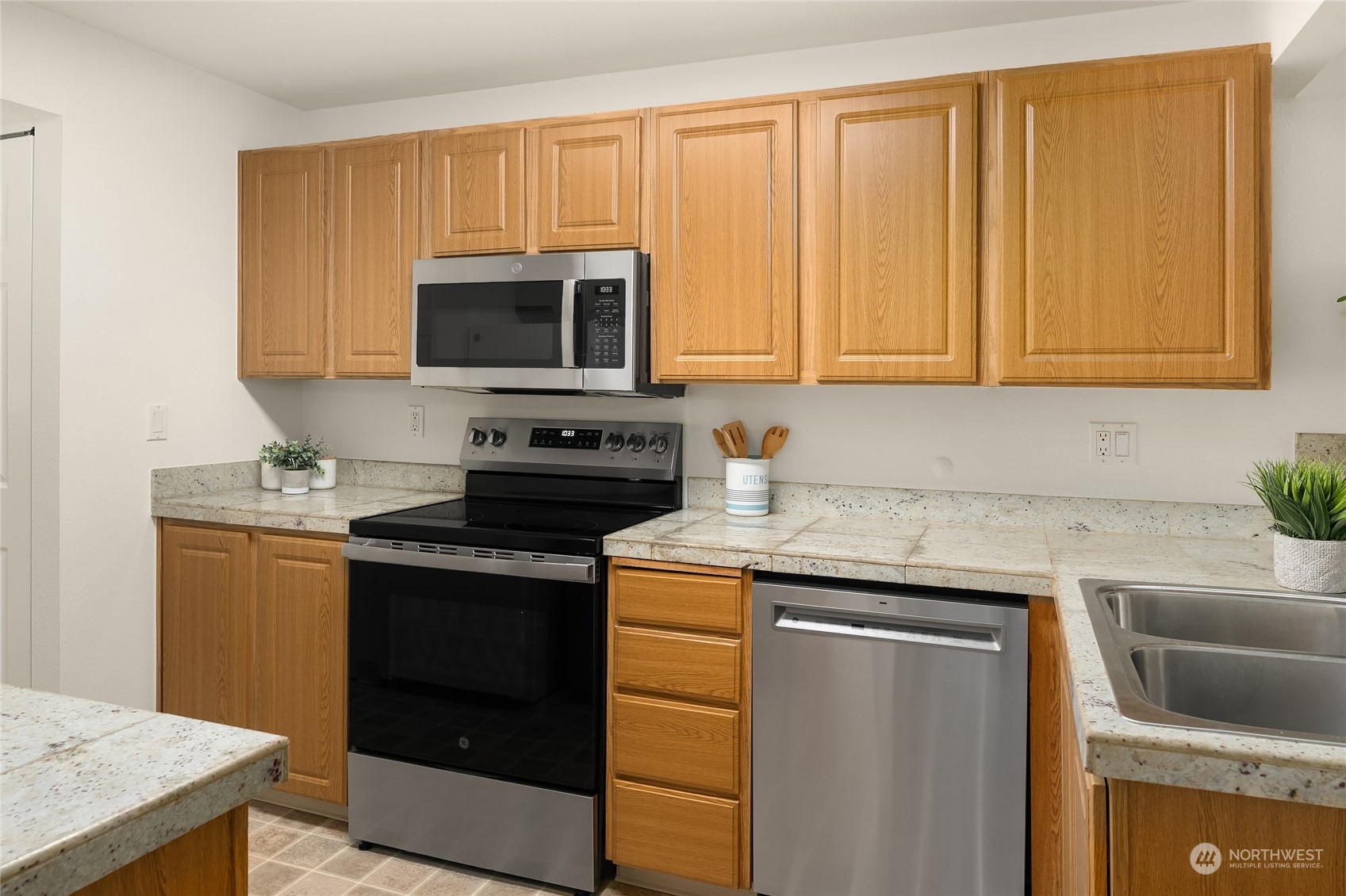 10018 NE 127th Place #B210