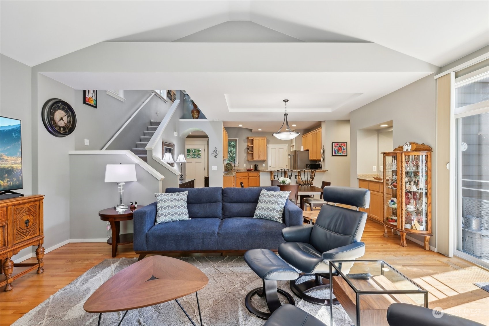 3432 Laurelwood Circle NE