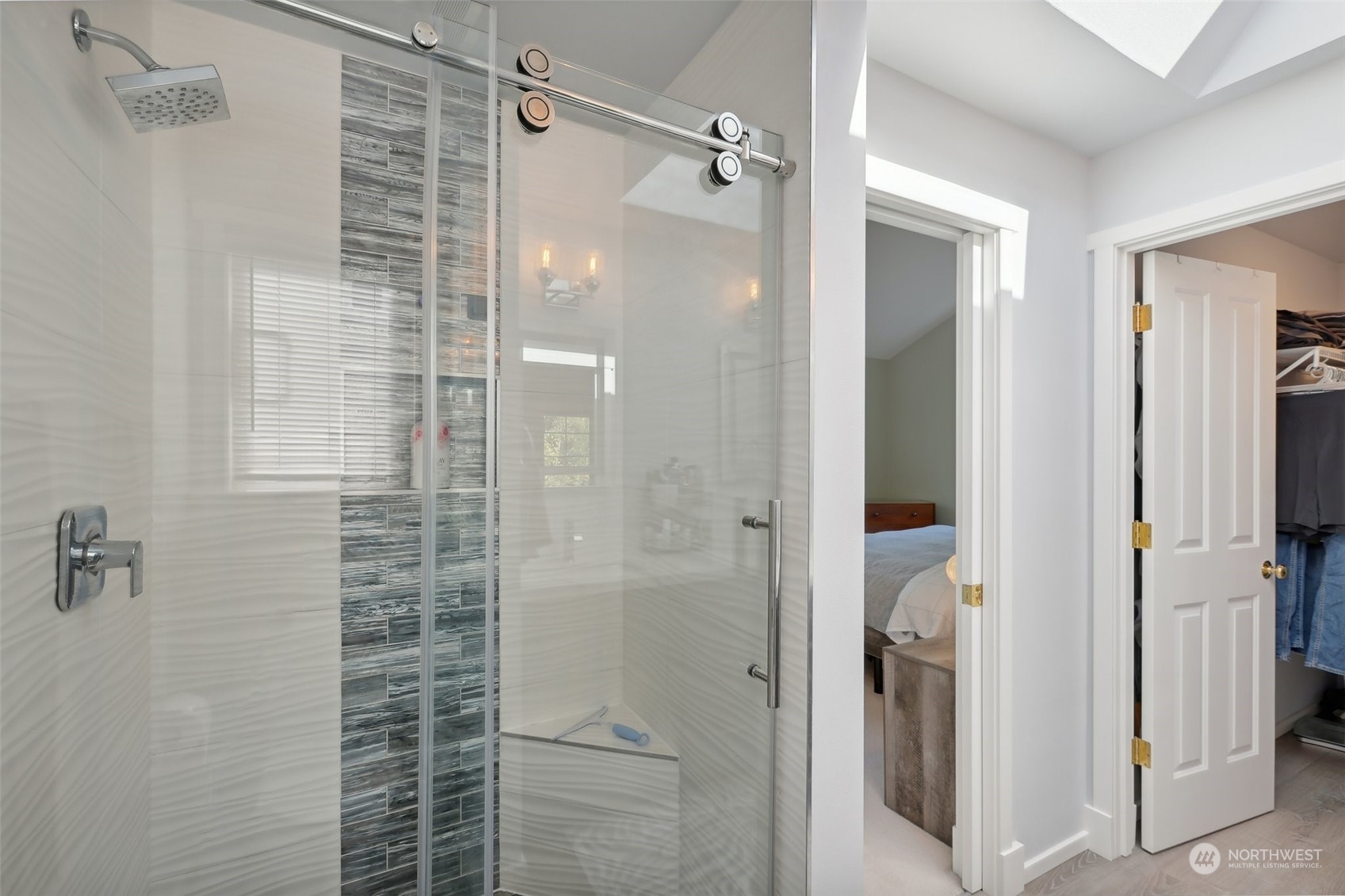 3432 Laurelwood Circle NE