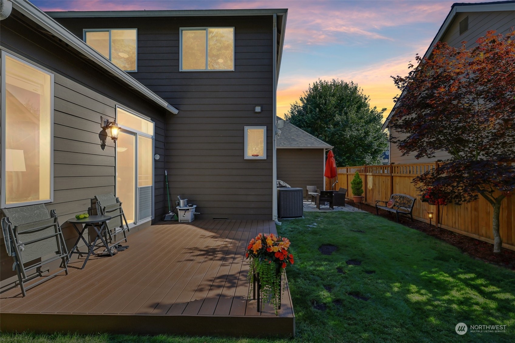 3432 Laurelwood Circle NE