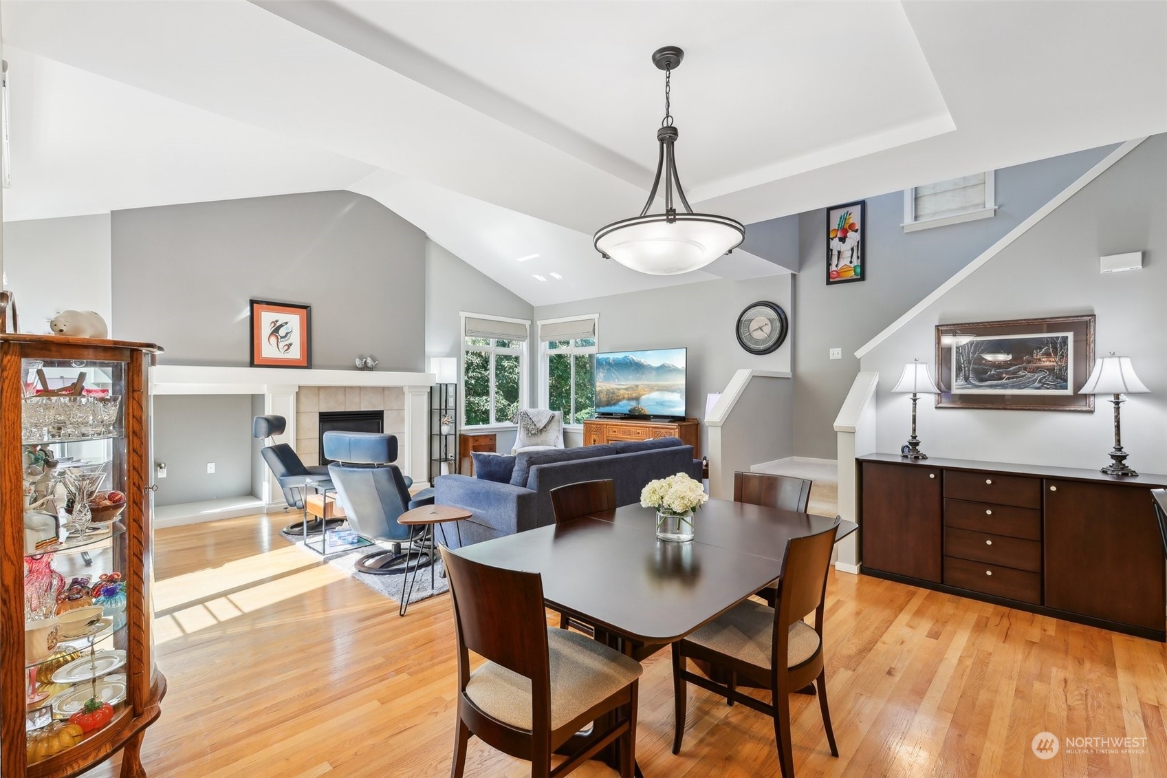 3432 Laurelwood Circle NE