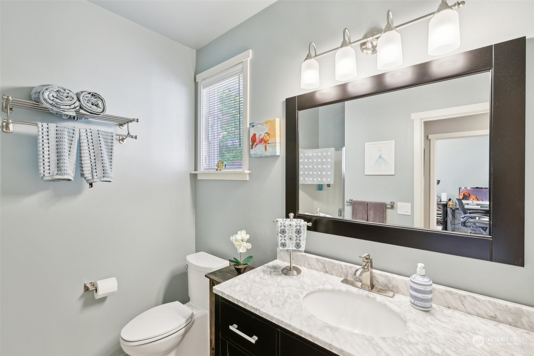 3432 Laurelwood Circle NE