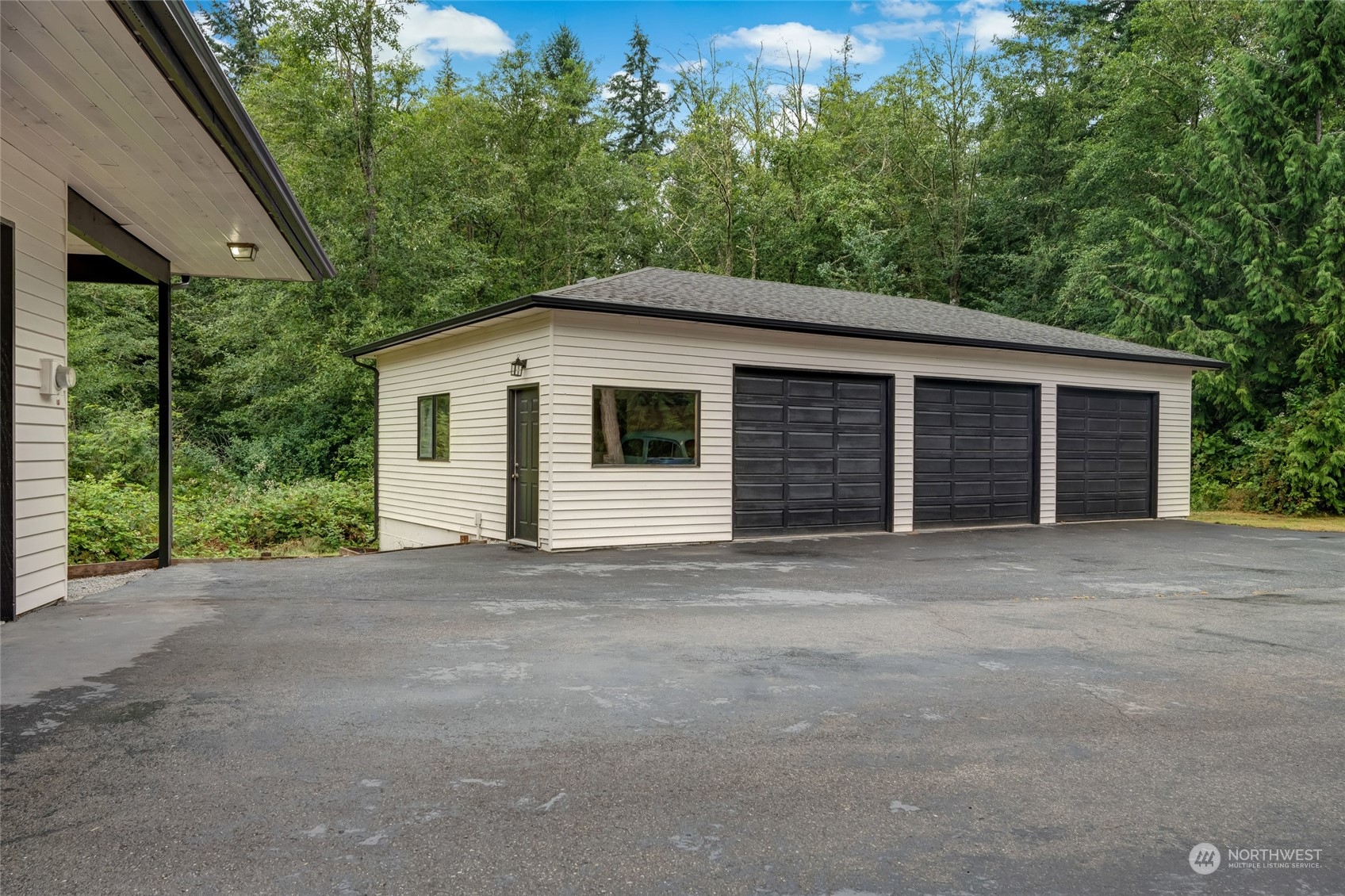 16116 70th Avenue NW